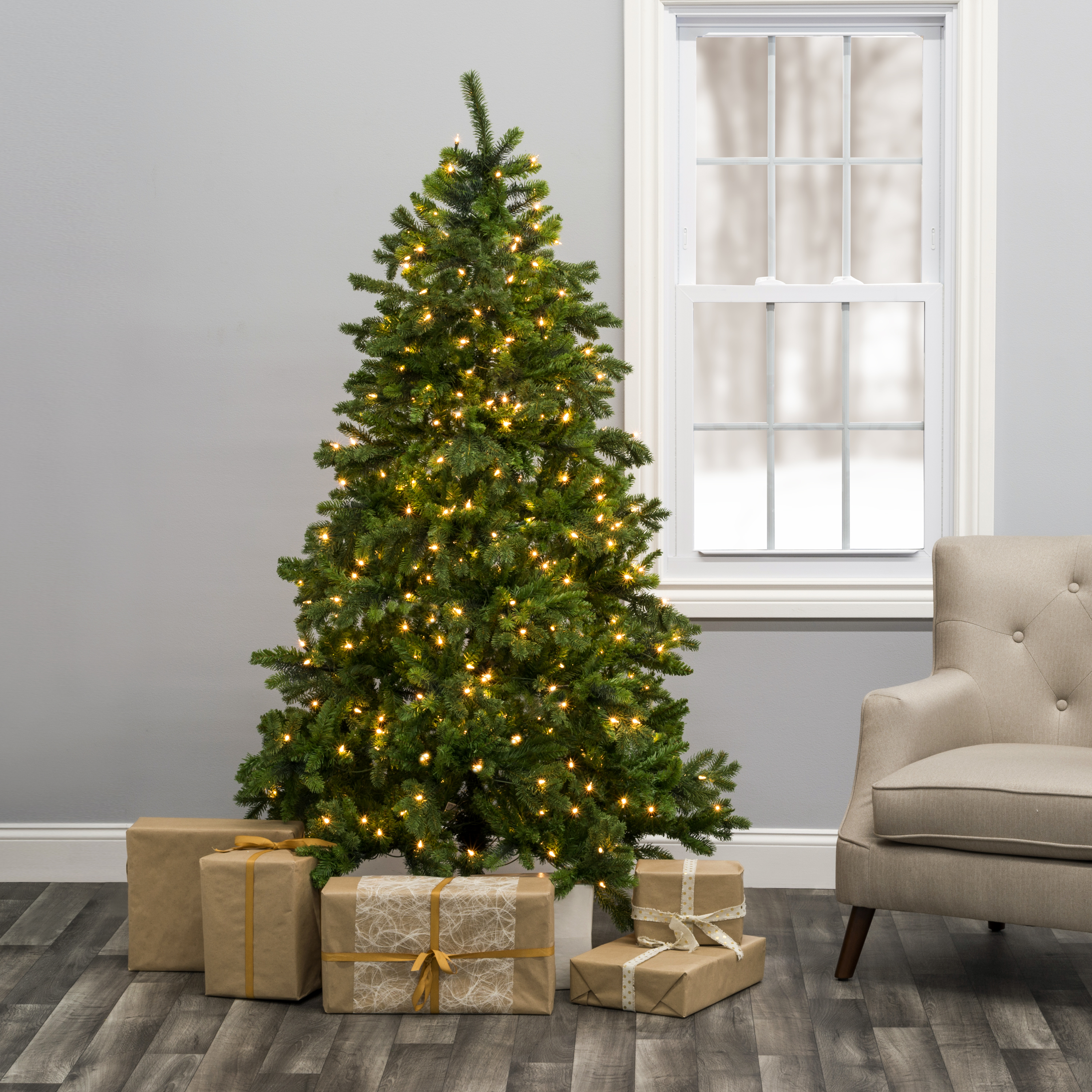 7ft Prelit Calgary Spruce Christmas Tree – 350 Warm White Lights, Dia ...